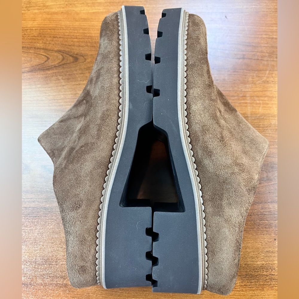 Vionic Fairfax Suede Tan Slip On Mules Clogs Sz 7.5 Lug Soles Orthopedic Insoles - Picture 10 of 15
